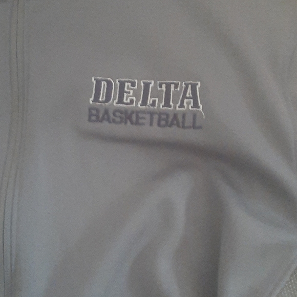 Jordan Zip up jacket - Picture 2 of 3